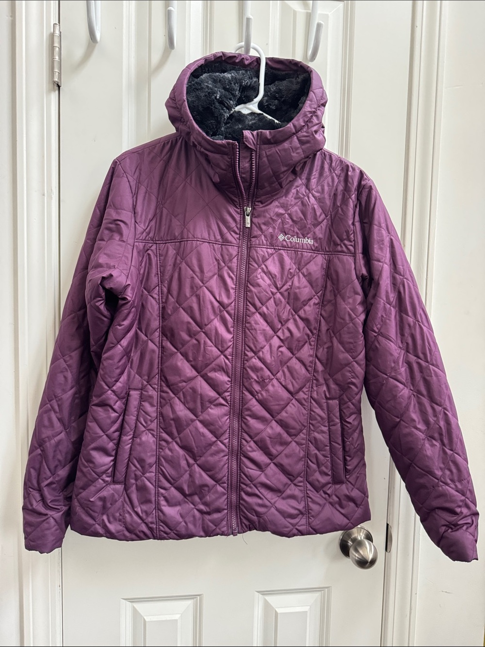 Columbia Women's Quilted Puffer Jacket - Plum 💜 Purple, Plush Fleece Lining